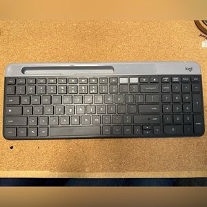 Logitech K580 Slim Multi-Device Wireless Keyboard.